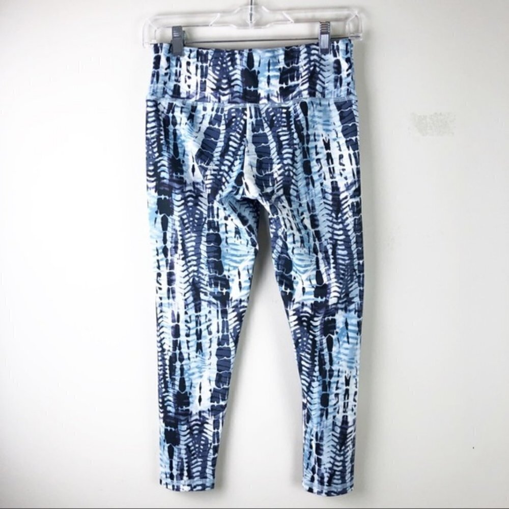 Flywheel Sports Tie Dye Capri Movement Leggings
